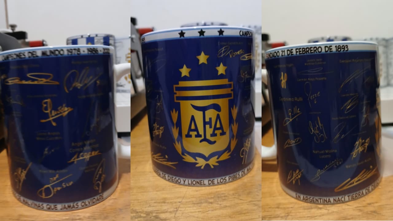 Taza AFA azul